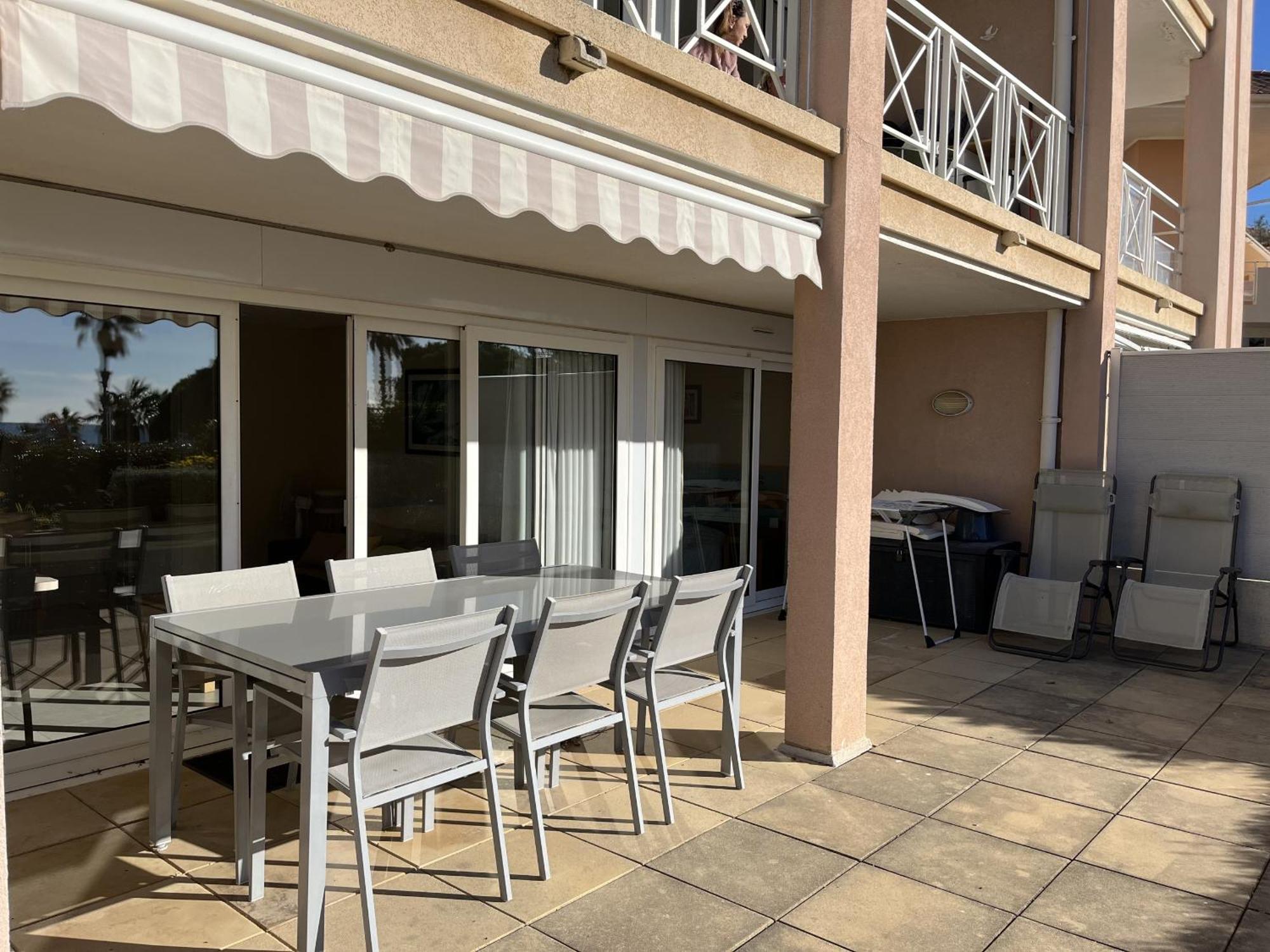 Appartement Cap Hermes, T2-3, 40m2, 4-5p, ,grande Terrasse Vu Fréjus