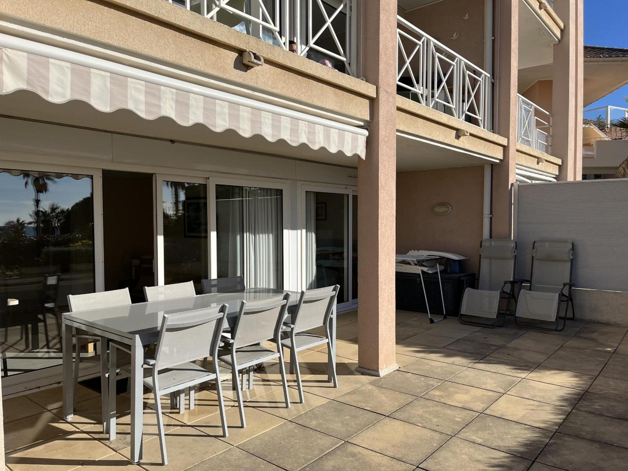 Appartement Cap Hermes, T2-3, 40m2, 4-5p, ,grande Terrasse Vu Fréjus